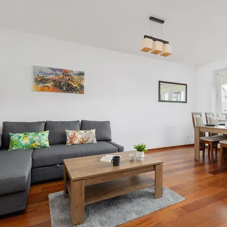 아파트 Unique Bialopradnicka With Balcony In By Renters